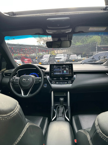 Toyota Corolla Cross (hybrid)