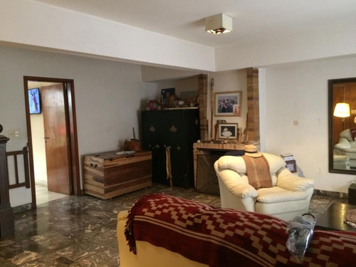 Casa En Venta En Barrio