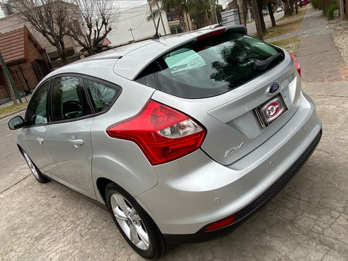 Imagen 6 de 15 de Ford Focus Se Plus 2.0 Se Plus At6