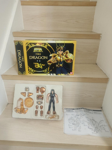 Saint Seiya 5 Bronce + Sagitario En Caja Negra Bandai Hk (Usado)