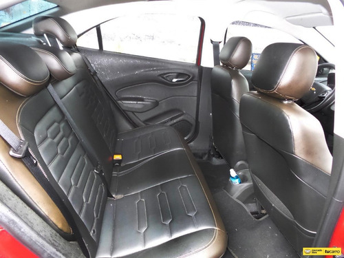 Imagen 12 de 17 de Chevrolet Onix Ltz