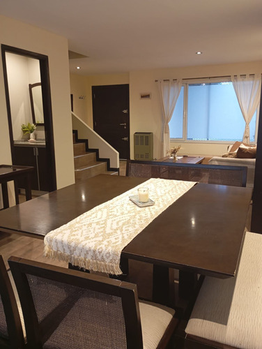 Venta 2 Casas Playa Grande Con Cochera