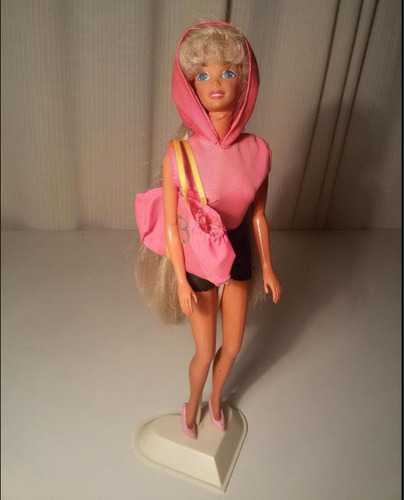 Barbie De Colección, Original De Matel, Con Impermeable