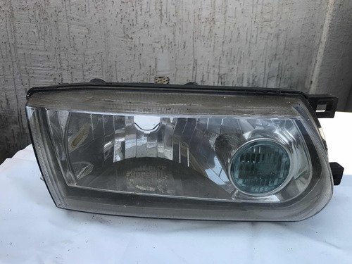 Faro Derecho Nissan Sentra B13 Usado