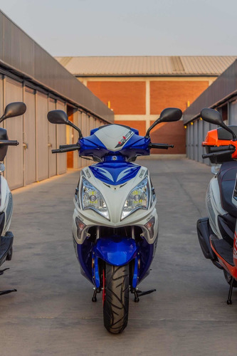 Imagen 12 de 15 de Cpmotos Scooter Sport