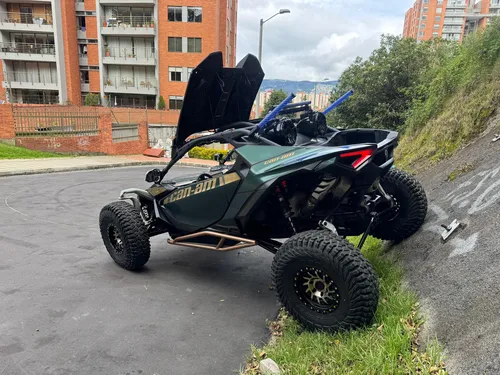 Can Am Maverick R 2024-muchos Extras