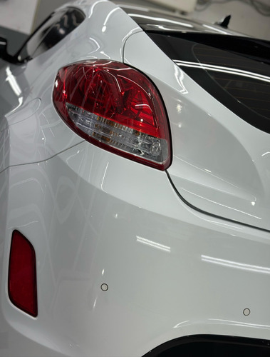 Hyundai Veloster 1.6 6at 130cv