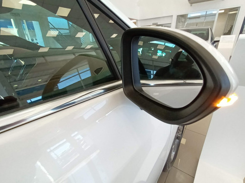 Imagen 6 de 21 de Chevrolet Cruze 5 P 1.4 Premier Ao