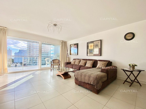 Imagen 7 de 21 de Apartamento De Tres Dormitorios En Venta, Punta Del Este - Punta Del Este Brava