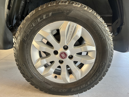 Fiat Strada 1.6 Adventure Cd Pack Top