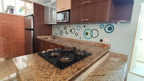 Imagen 2 de 10 de Apartamento En Alto Grande Pb
