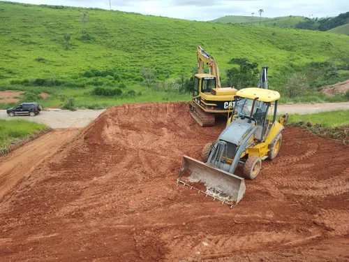 Terraplanagem E Locação De Máquinas 
