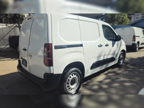 Opel Combo L1