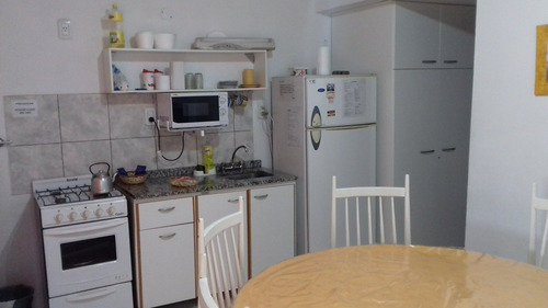 Imagen 6 de 14 de Casas De Tres Ambientes (comedor, 2 Dormitorios) Y Baño