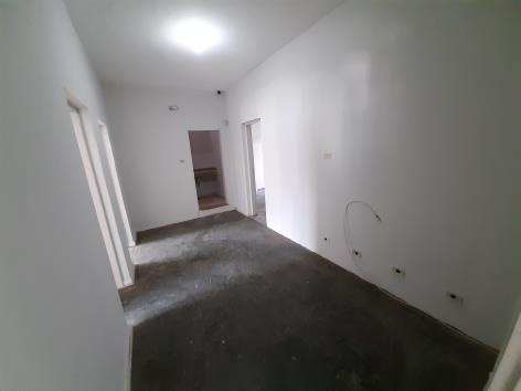 Imagem 6 de 15 de Sala Comercial No Mogilar - Loc8092