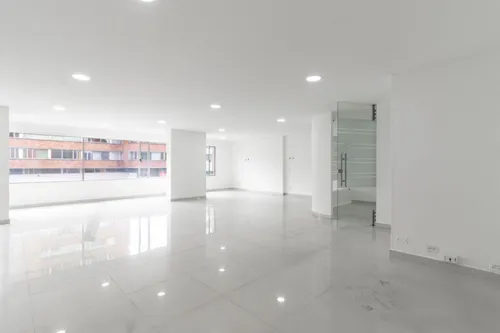 Local En Arriendo/venta En Chapinero Alto. Cod A22221