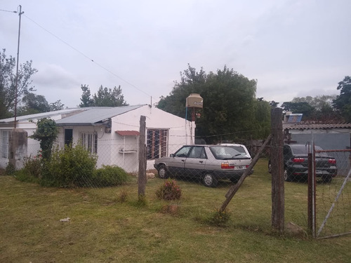 Imagen 7 de 8 de Vendo Casa 2 Y1/2 Amb Gge 3 Galpon Pque 400m2 Oportunidad
