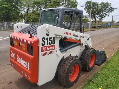 Imagem 11 de 13 de Minicarregadeira Bobcat S150