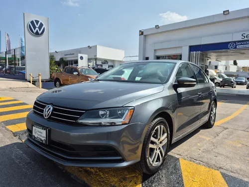 Volkswagen Jetta 2.5 Trendline Tiptronic At