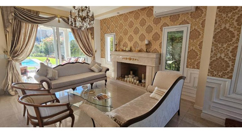 Casa En Alquiler Con Muebles En Castores, Nordelta