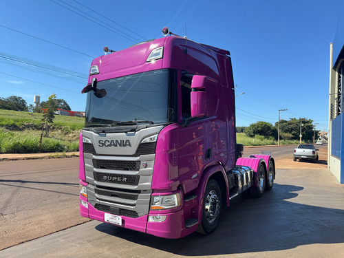Scania R 560 Super 6x4 Ano:2024/com Apenas 70.000 Km.