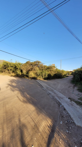 Terreno En Esquina Barrio Valenti