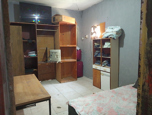 Vendo Terreno Com 360 M² Com Construção Antiga