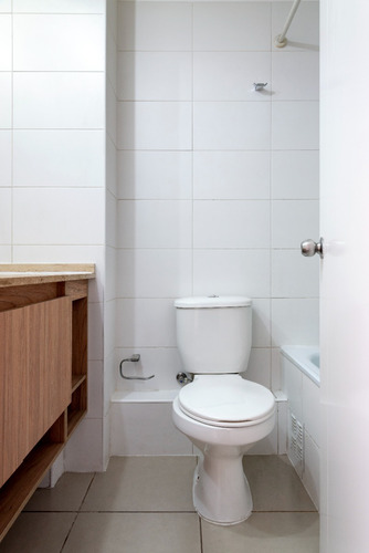 2d-2b Arriendo Metro Santa Isabel