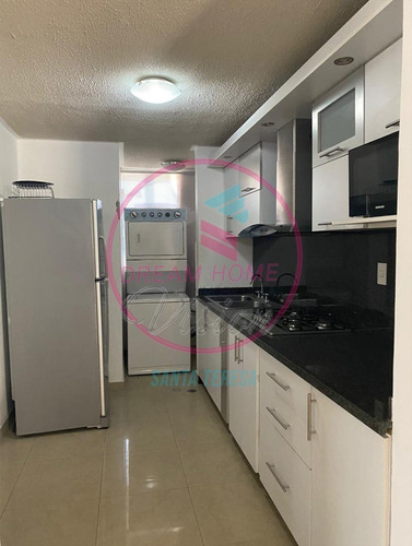 Imagen 3 de 10 de Alquiler De Apartamento Amoblado, Ubicado En Casa Garden, Charallave.