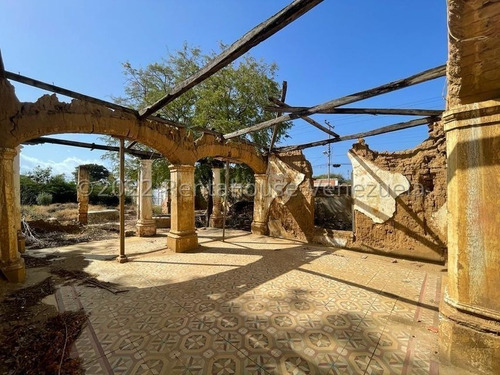 Imagen 12 de 15 de En Venta Emblemática E Imponente Propiedad. 04127800070. Cod Mls 22-20268