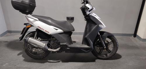 Kymco Agility 200i