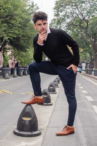 Imagen 5 de 6 de Sweaters Escote V Pullover Acrilico