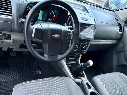 Chevrolet S-10 2.4 ADVANTAGE 4X2 CD 8V FLEX 4P MANUAL