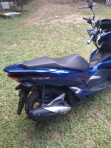 Imagem 3 de 10 de Honda Pcx Cbs 150