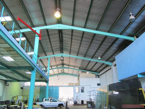 Imagen 2 de 12 de Galpon En Venta, Zona Industrial Los Pinos.