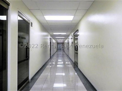Imagen 8 de 17 de Local En Venta Mls #22-17982 - Laura Colarusso