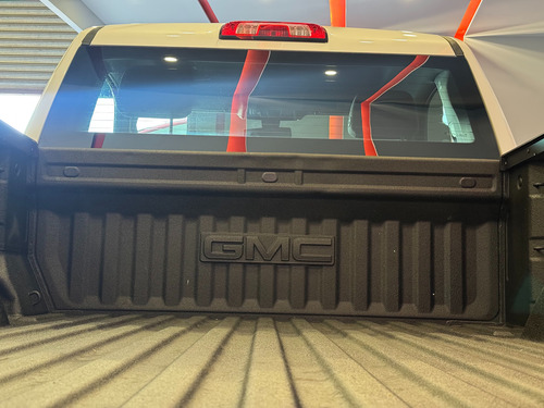 GMC Sierra 5.4 Cabina Regular Sle 4x4 At
