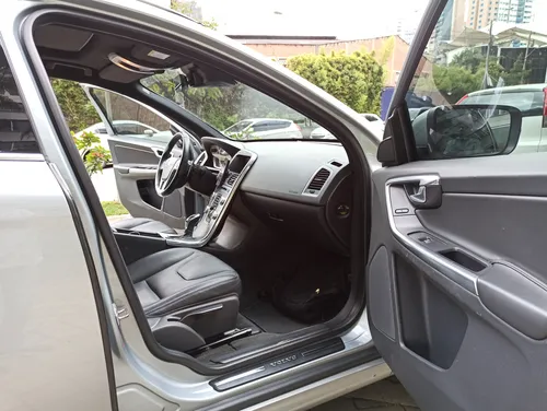 Volvo XC60 2.0 T5 Awd Summum