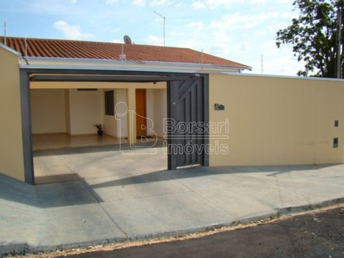 Imagem 1 de 6 de Venda De Casas / Padrão Na Cidade De Araraquara 3179