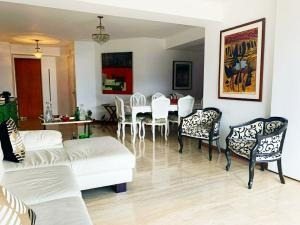 Imagen 4 de 10 de 21-9207 Apartamento Hermoso En Lomas Del Sol