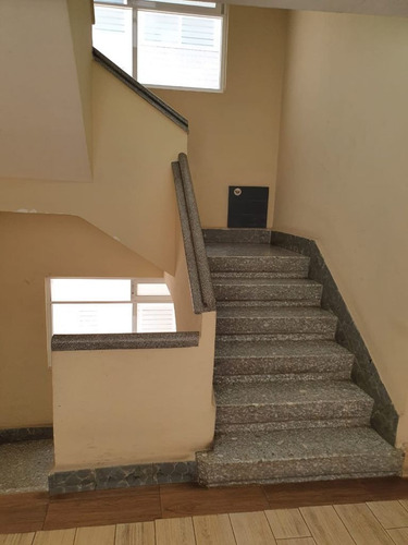 Imagen 4 de 18 de Departamento En Monrovia, Col Portales
