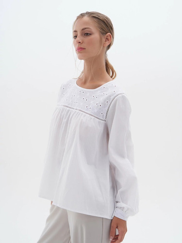 Blusa Dalila (voile Brodery)