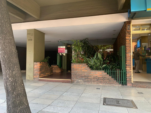 Imagen 2 de 4 de Departamento Con Cochera Y Baulera - Excelente Ubicación