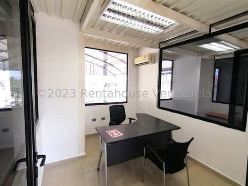 Imagen 12 de 30 de Galpon En Alquiler Intercomunal Cabudare, Oficinas, Código 23-29238, Mb 03/05