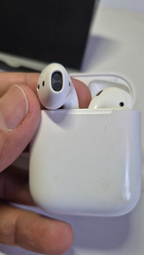 Airpods 2da Gen Apple Originales Sin Fallas Blanco (Usado)