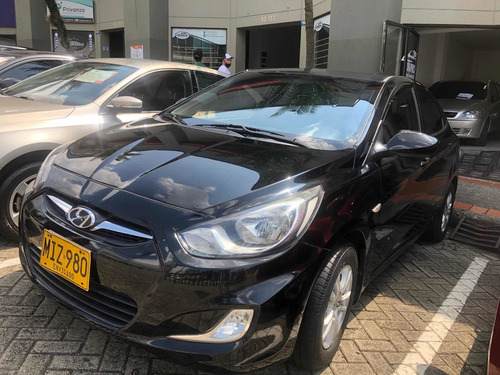 Hyundai Accent 2012 1.4l 4 P