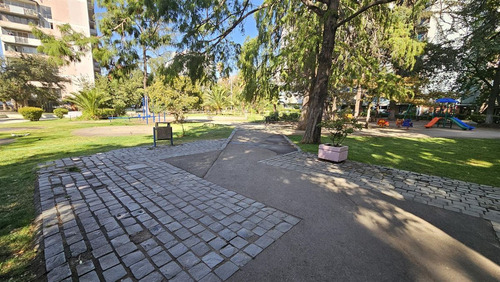 Excelente Departamento Con La Mejor Ubicación En Providencia
