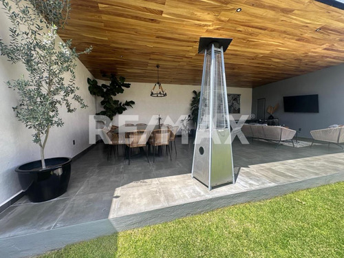 Casa En Venta En Condominio Jurica Mesón San Francisco