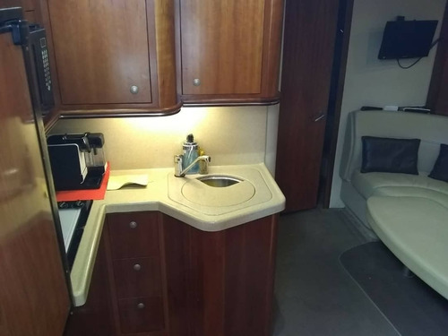Imagen 3 de 11 de Yate Cruiser Yachts Express 370 Lv884