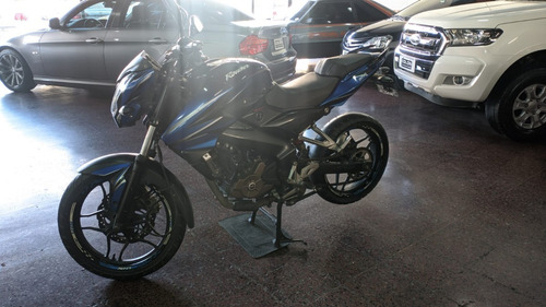 Imagen 5 de 25 de Moto Bajaj Rouser 2015